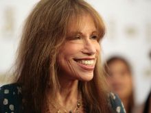 Carly Simon