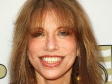 Carly Simon