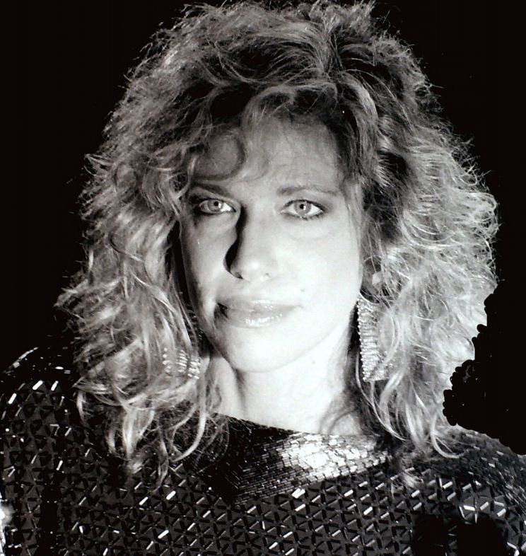 Carly Simon