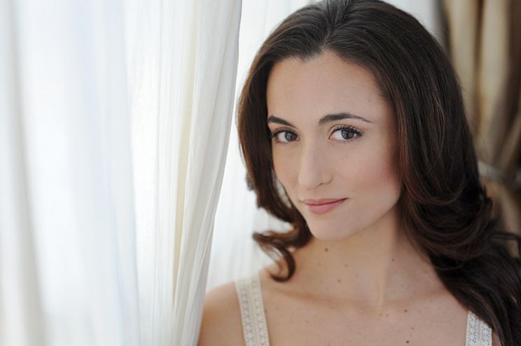 Pictures of Carmen Cabrera