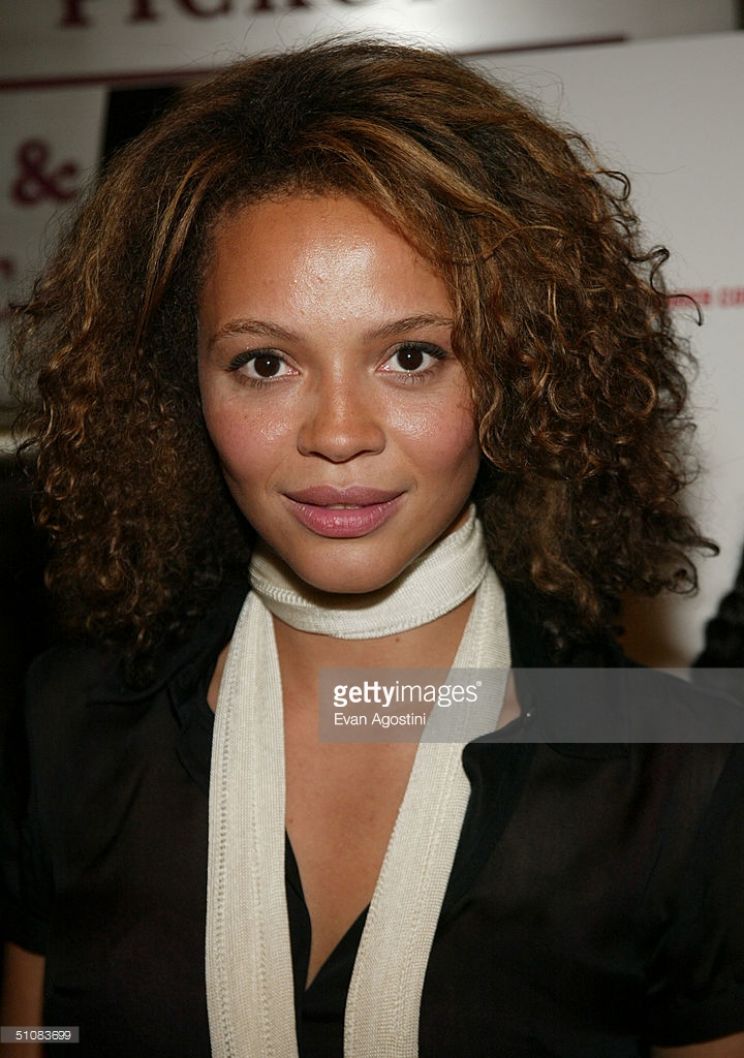 Carmen Ejogo