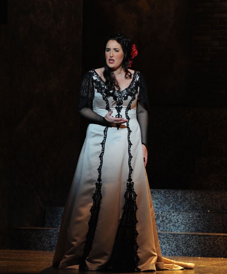 Carmen More