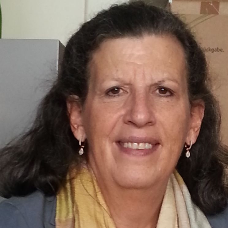 Carol Schneider