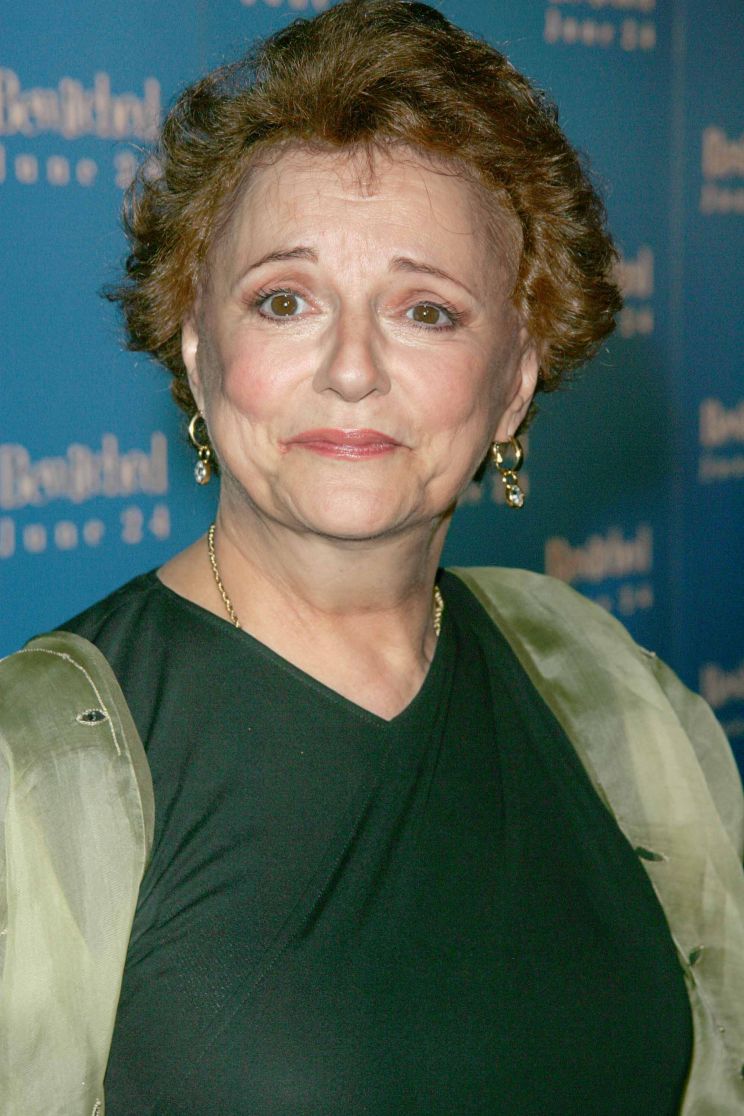 Carole Shelley