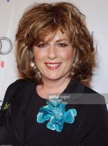 Caroline Aaron