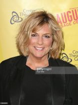 Caroline Aaron