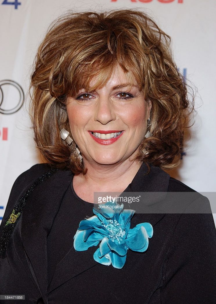 Caroline Aaron