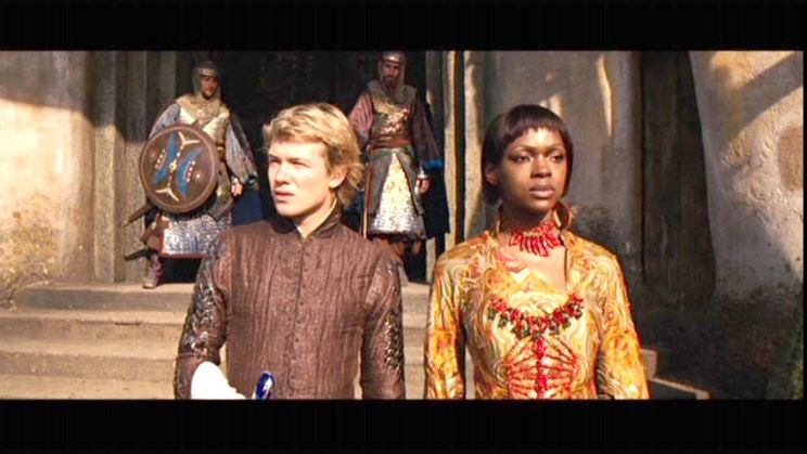 Caroline Chikezie