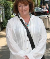 Caroline Quentin