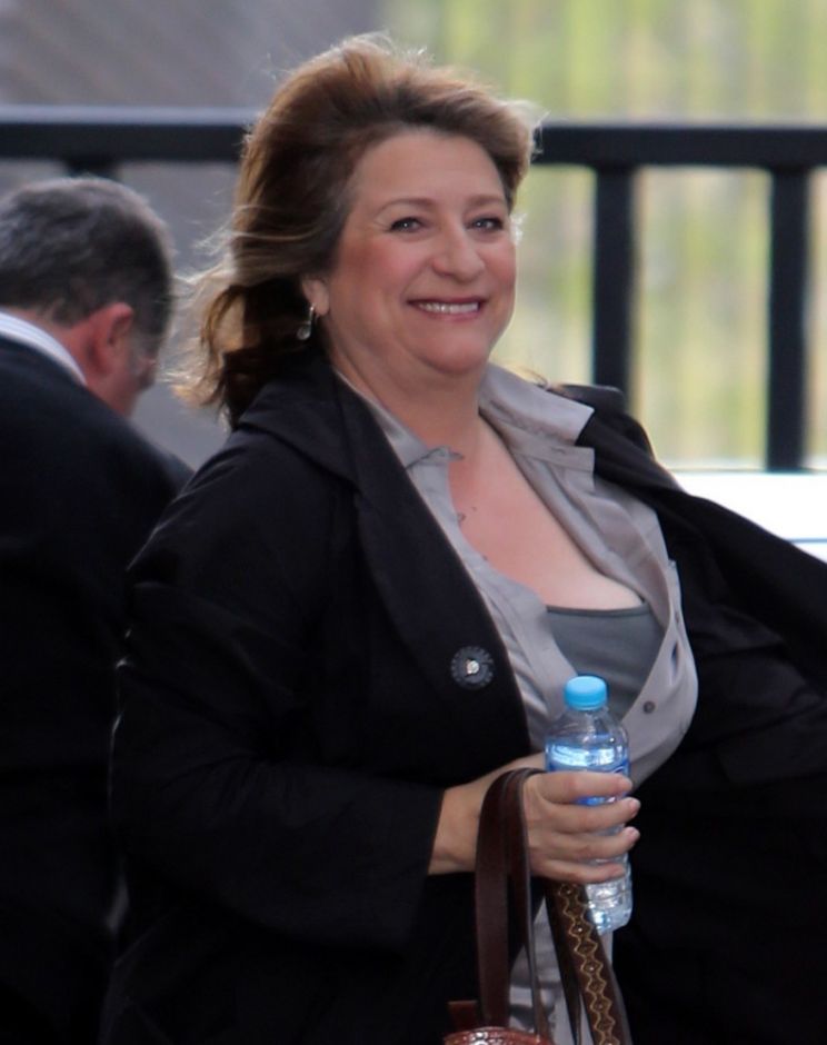 Caroline Quentin