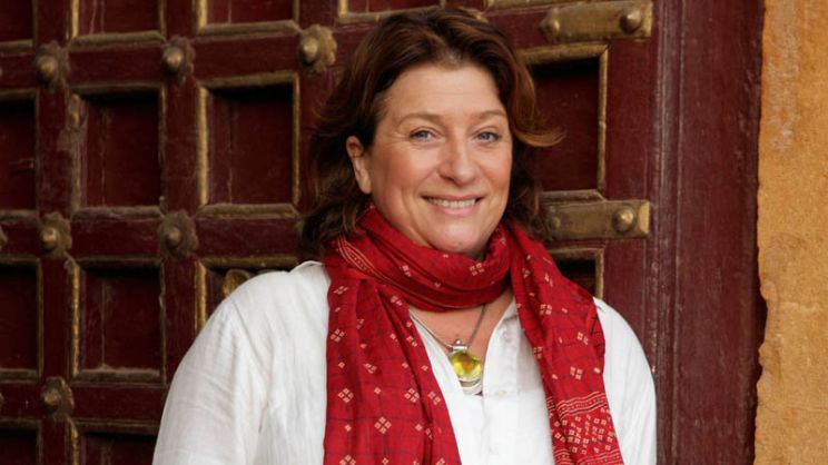 Caroline Quentin