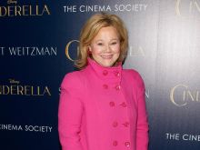 Caroline Rhea