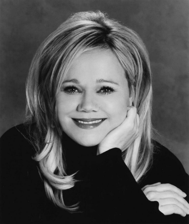 Caroline Rhea