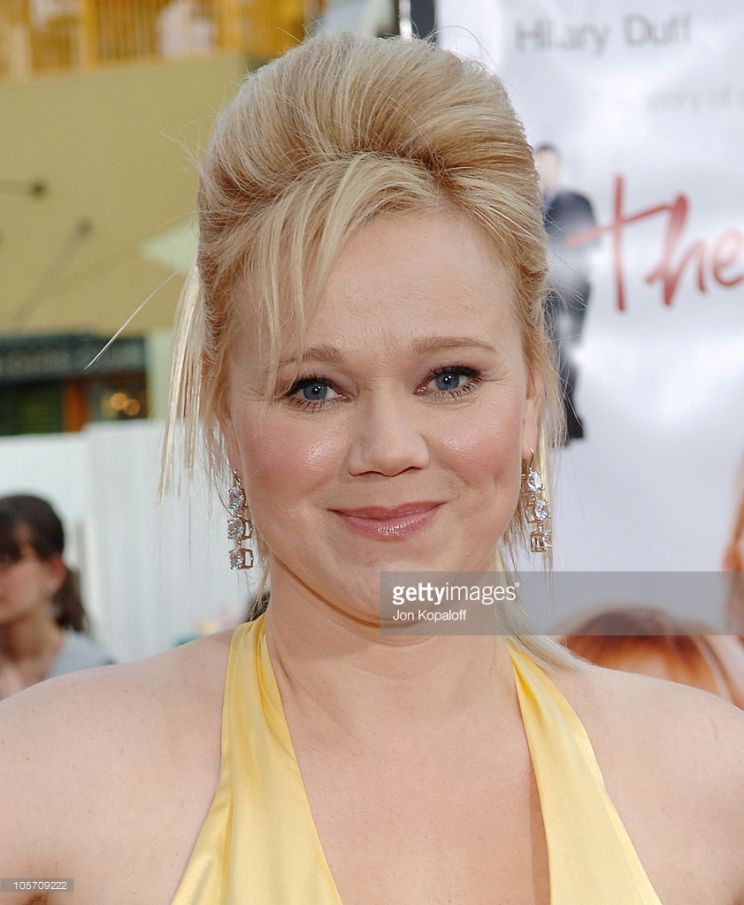 Caroline Rhea