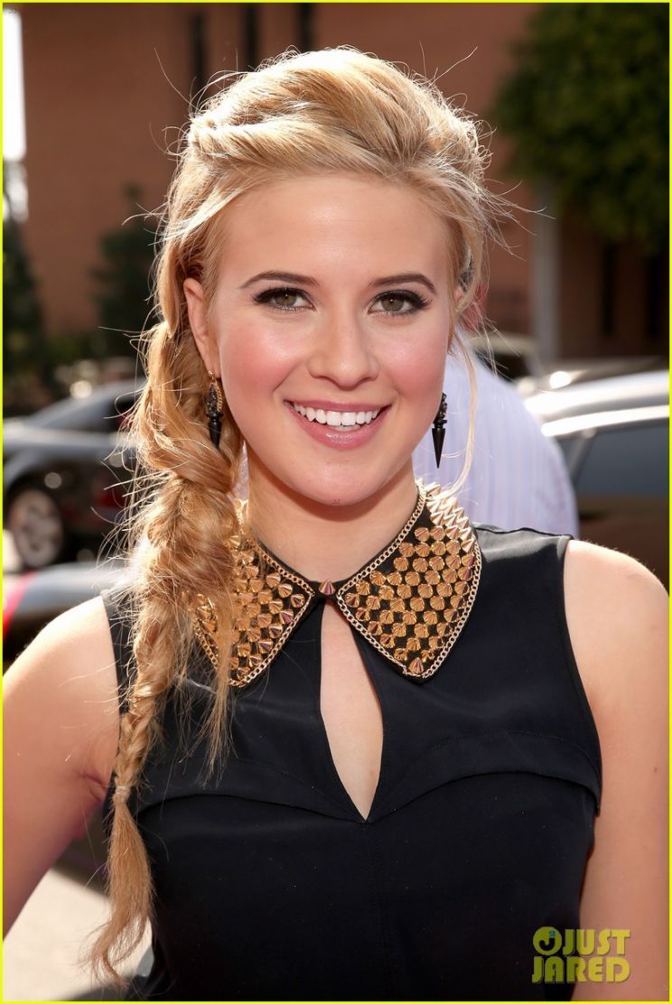 Caroline Sunshine