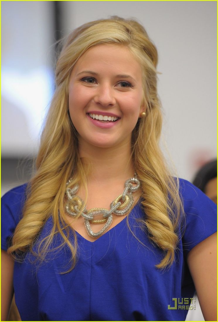 Caroline Sunshine