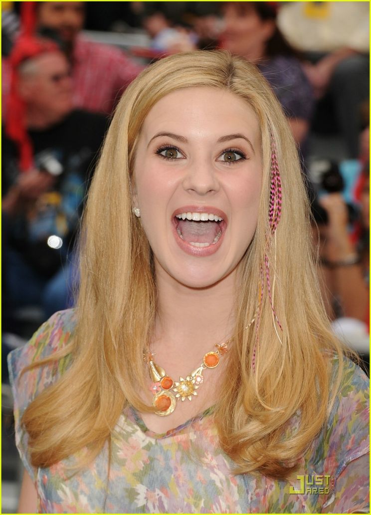 Caroline Sunshine