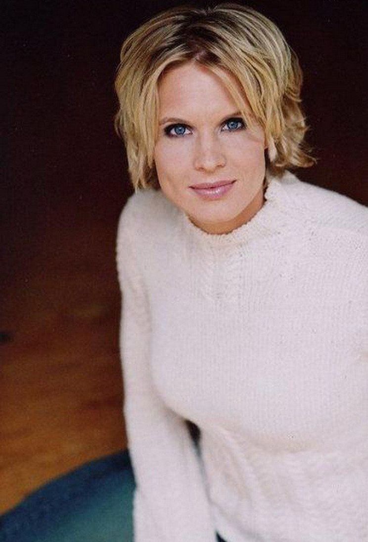 Carolyn Adair