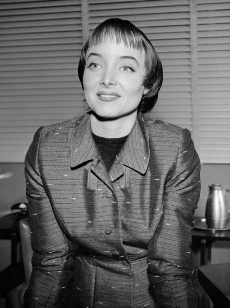 Carolyn Jones