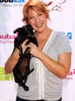 Carolyn Lawrence