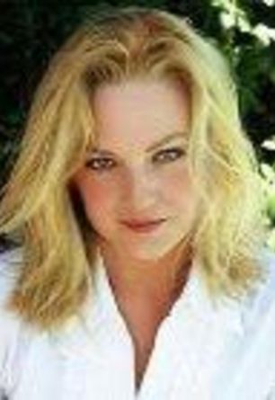 Carolyn Lawrence