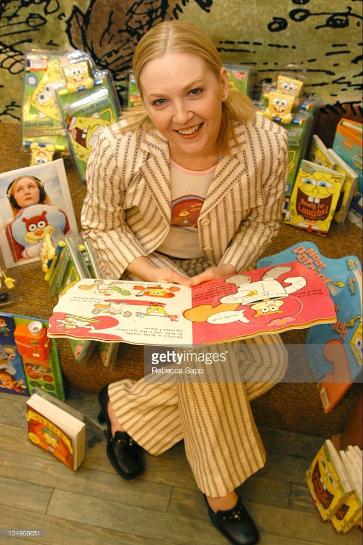 Carolyn Lawrence