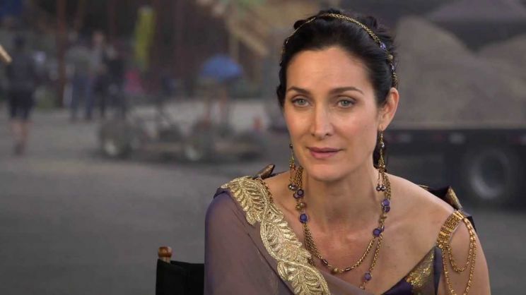 Carrie-Anne Moss