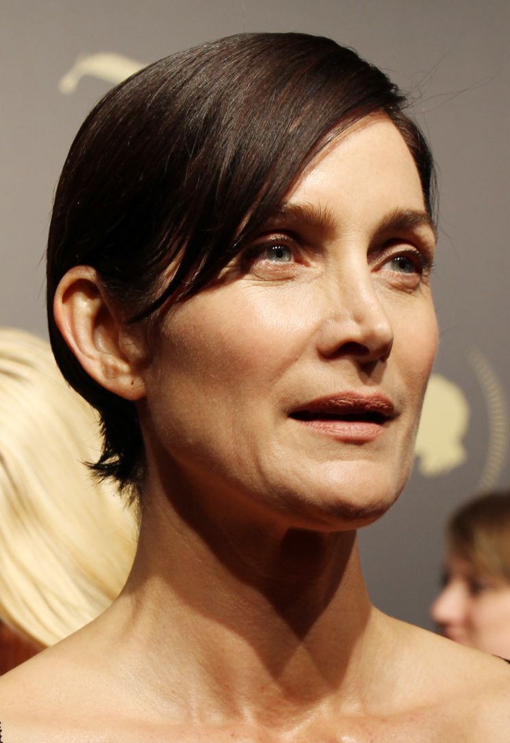 Carrie-Anne Moss