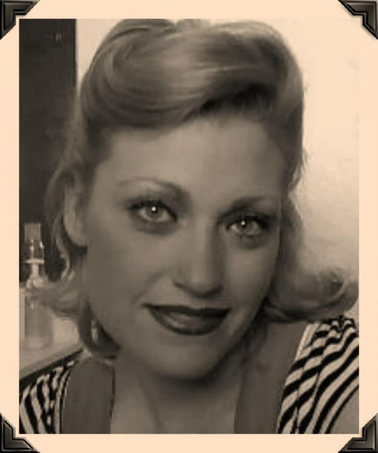 Carrie Lynn