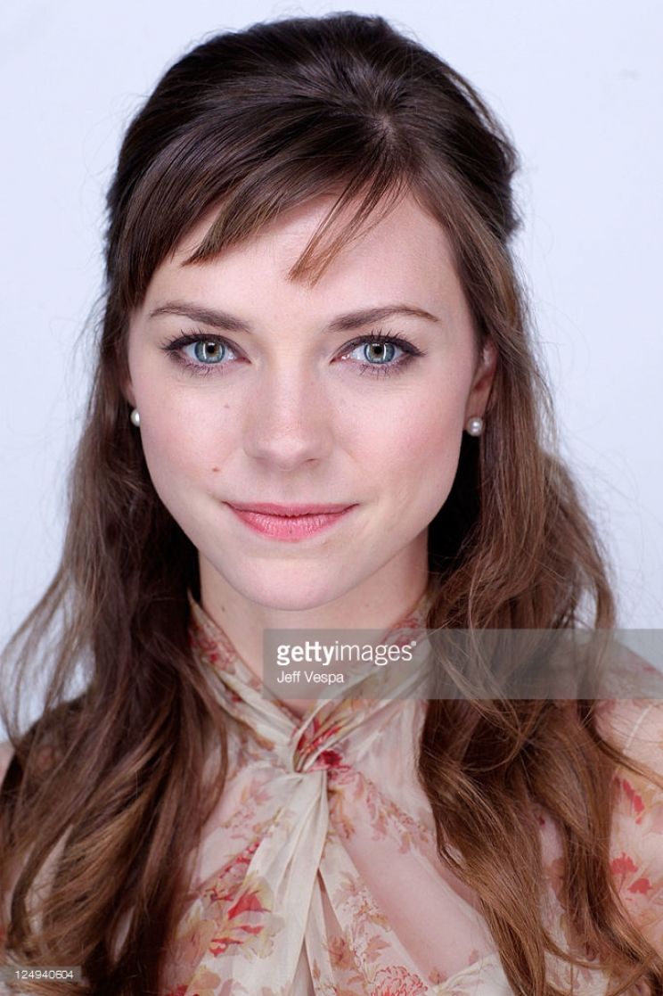 Carrie MacLemore