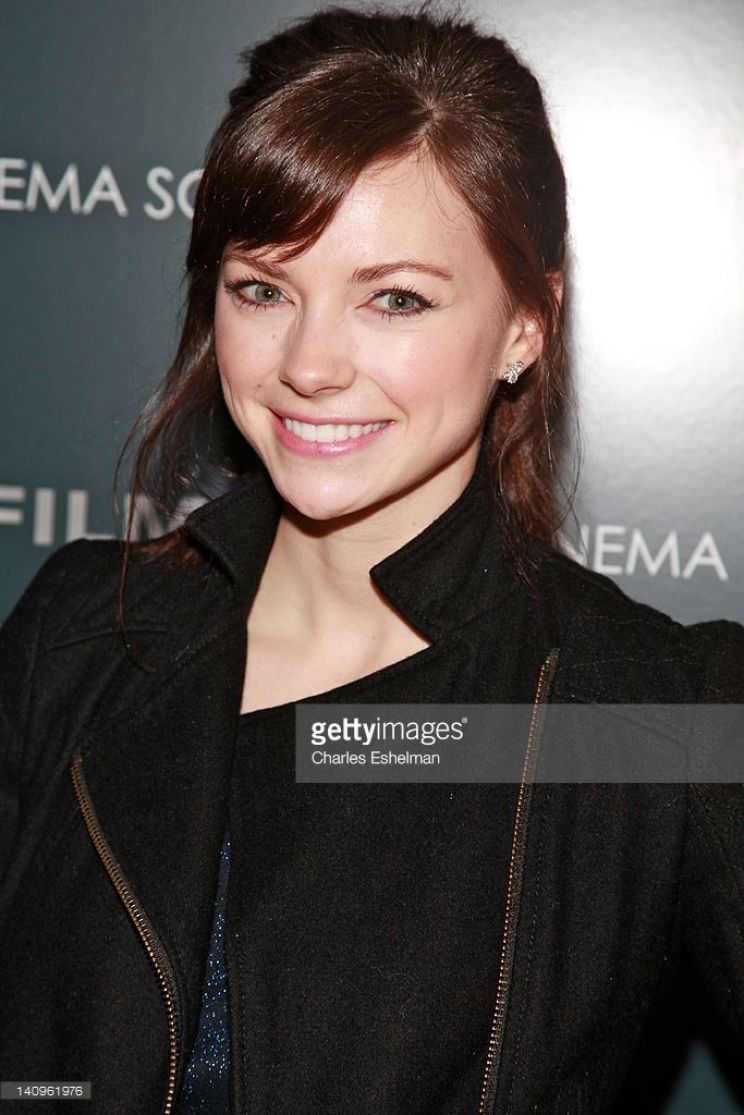 Carrie MacLemore