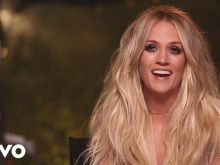 Carrie Underwood photo