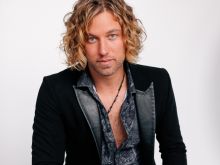 Casey James