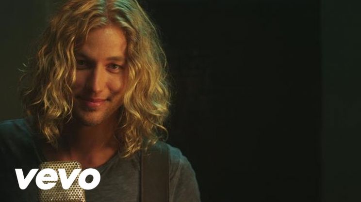 Casey James