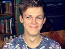 Caspar Lee