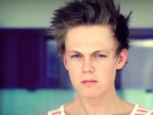 Caspar Lee