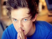 Caspar Lee