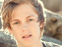 Caspar Lee