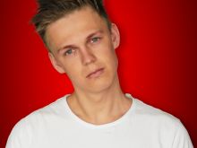 Caspar Lee