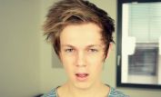 Caspar Lee