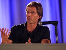 Casper Van Dien