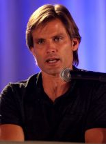 Casper Van Dien