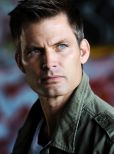 Casper Van Dien