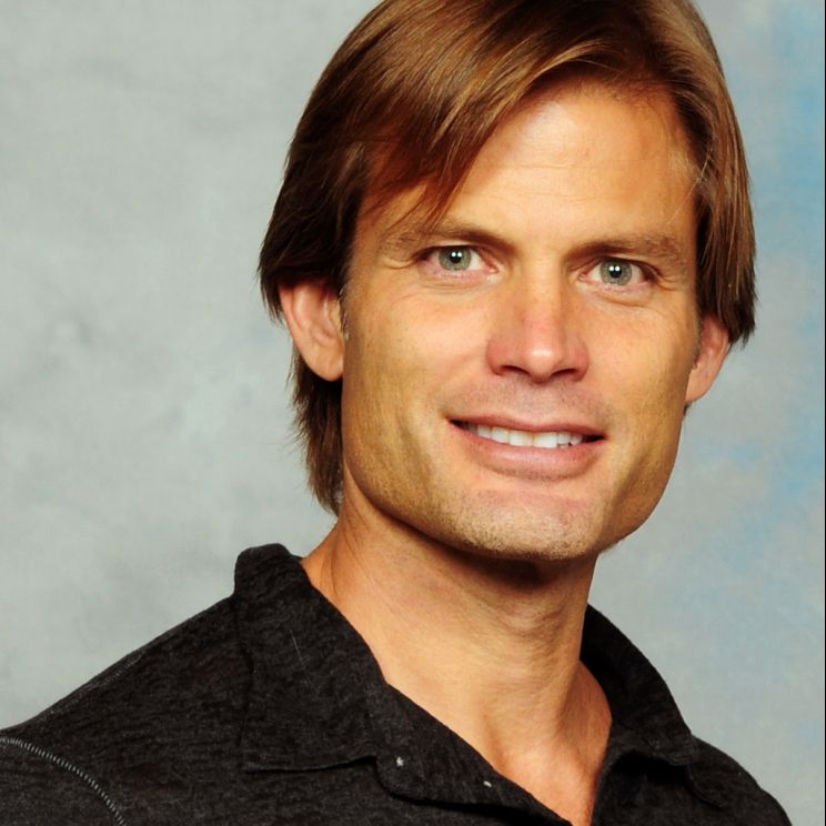 Casper Van Dien