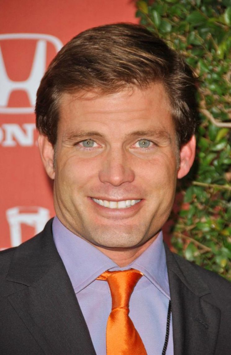 Casper Van Dien