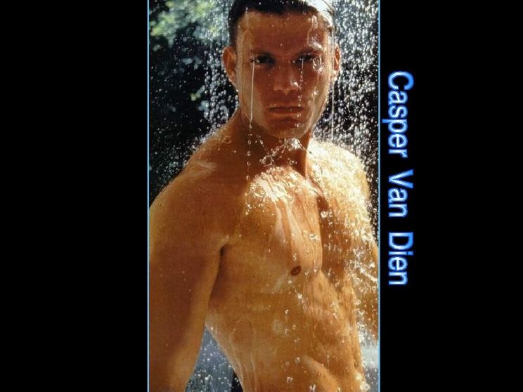 Casper Van Dien
