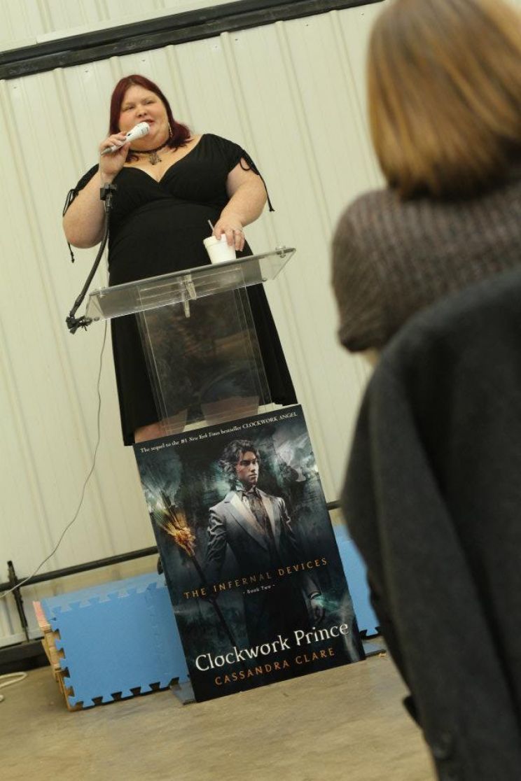 Cassandra Clare