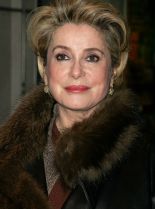 Catherine Deneuve photo