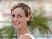 Cécile De France