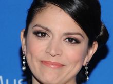 Cecily Strong